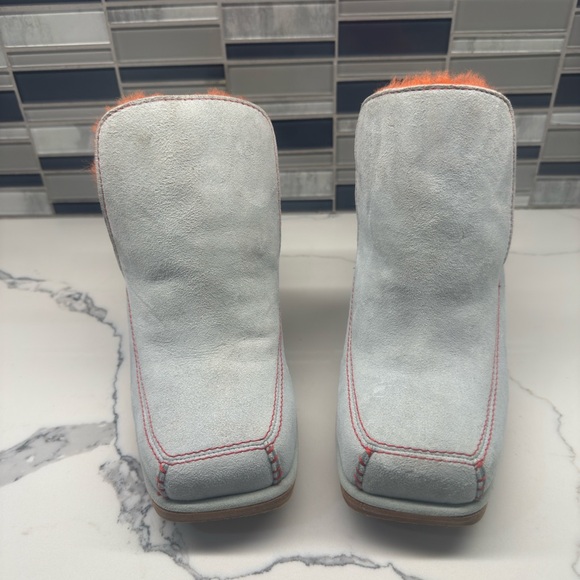 UGG Gray Ankle Boots with Suede Upper and Chunky Sole Eckhaus Latte Size 9 - Picture 3 of 8